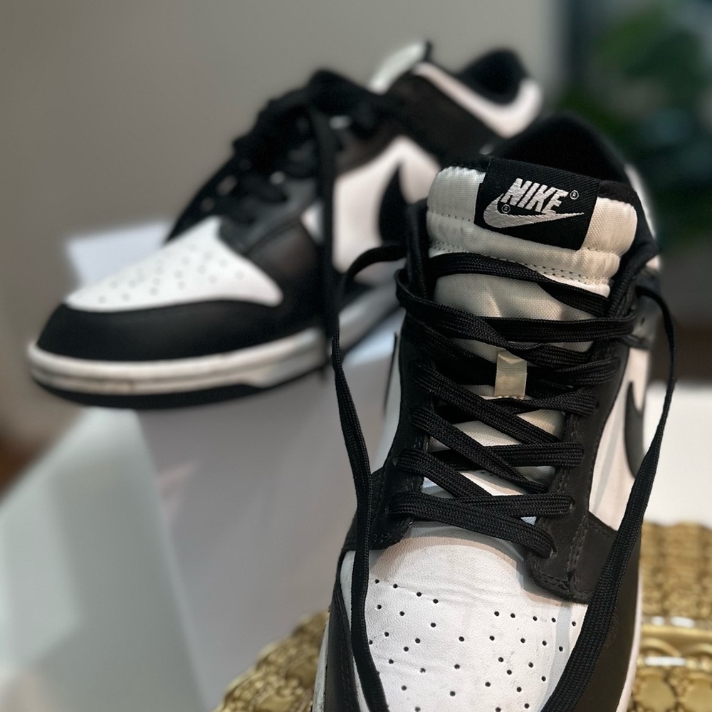 Nike Classic Black and White Athletic Shoes